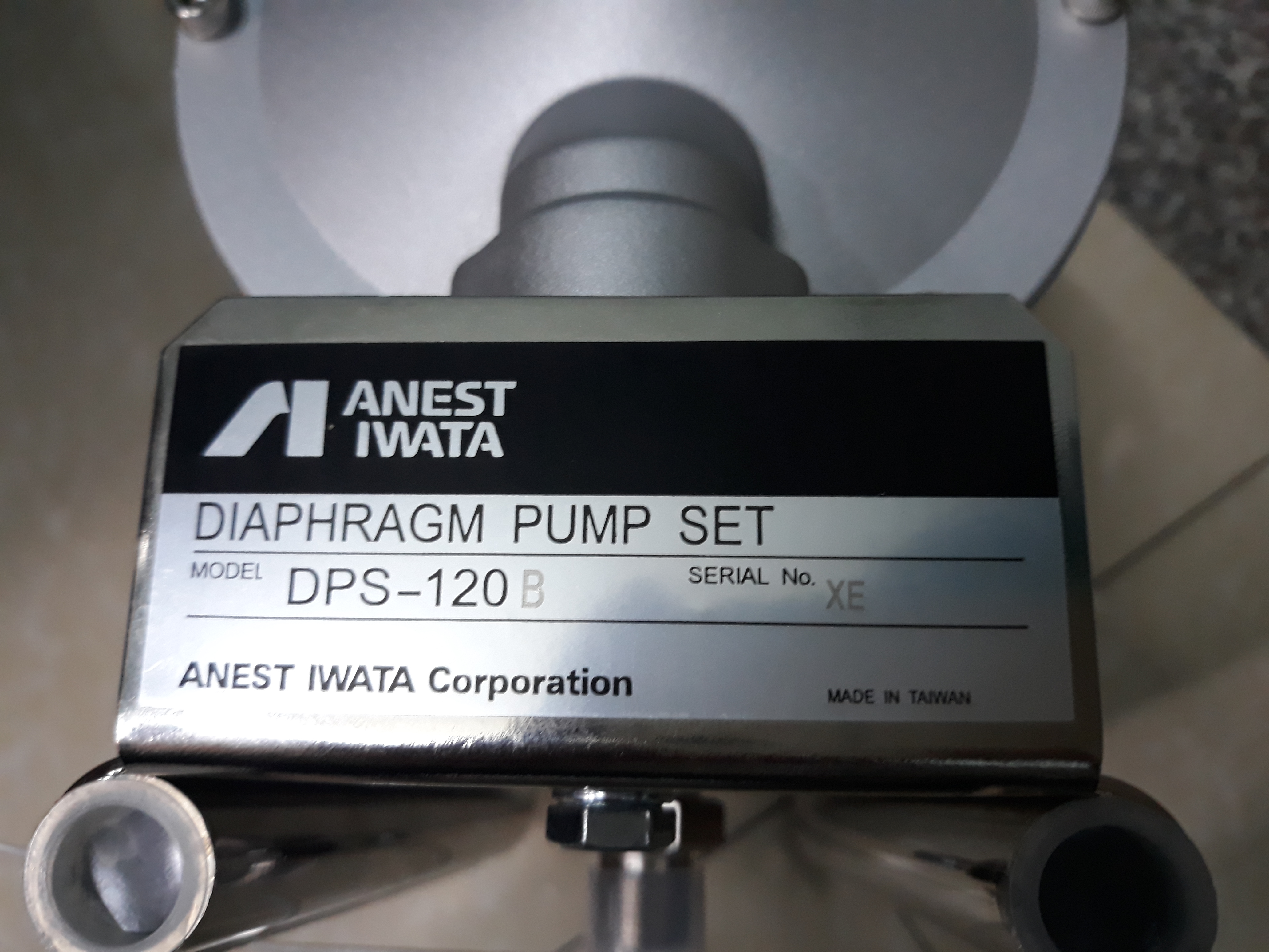 Bơm sơn Anest Iwata DPS-120B